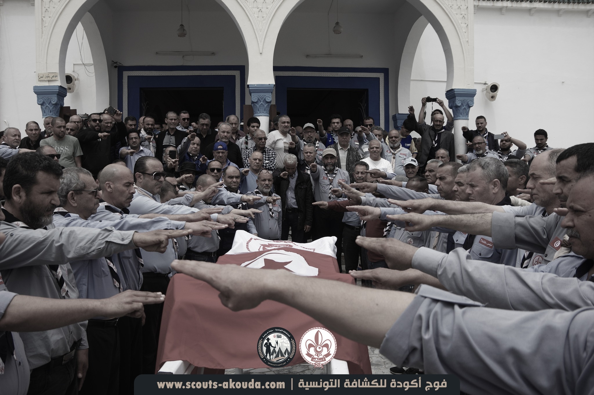 أكودة تبكي ابنها البار: فوج أكودة للكشافة التونسية يُودّع القائد رضا العذاري وسط حشد مهيب